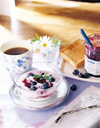 Yogurt With Blueberries Stock Photo - Rights-Managed, Code: 859-03041302