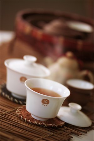 simsearch:859-03041327,k - Chinese Hot Tea On A Reed Mat Stock Photo - Rights-Managed, Code: 859-03041328