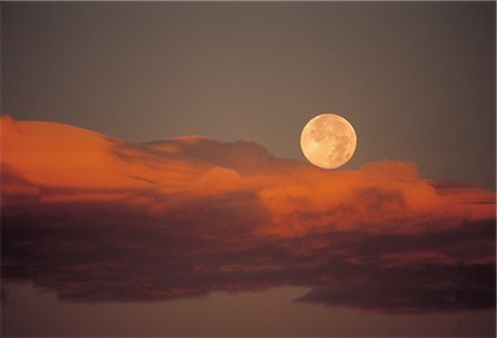 simsearch:859-03043693,k - Vue panoramique sur la lune Photographie de stock - Rights-Managed, Code: 859-03043683