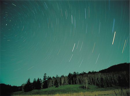 simsearch:859-03043645,k - Blurry Snapshot of Night Sky Stock Photo - Rights-Managed, Code: 859-03043725