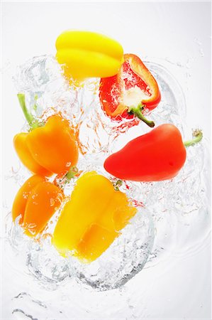 Paprika Splashing In To Water Stock Photo - Rights-Managed, Code: 859-03598698