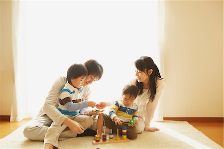 playing blocks - Relaxing Family Stock Photo - Rights-Managed, Code: 859-03599646
