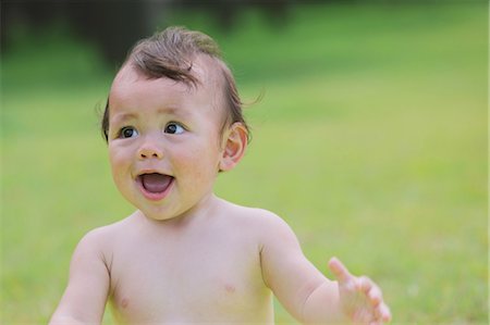 simsearch:859-03600217,k - Baby Smiling Foto de stock - Con derechos protegidos, Código: 859-03600151