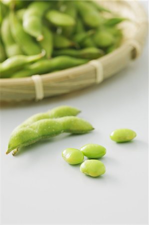 soja - Green Soybeans with Seeds Foto de stock - Con derechos protegidos, Código: 859-03600284