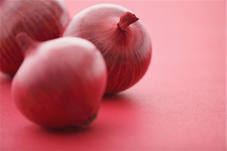 fresh onion - Red Onion Stock Photo - Rights-Managed, Code: 859-03601053