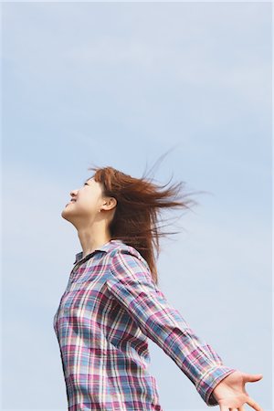 people looking up at the sky - Young Asian Woman Stock Photo - Rights-Managed, Code: 859-03730537