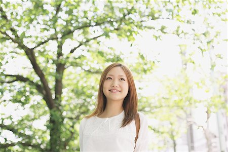 simsearch:859-03730657,k - Japanese Teenage Girl in Park Foto de stock - Con derechos protegidos, Código: 859-03730602
