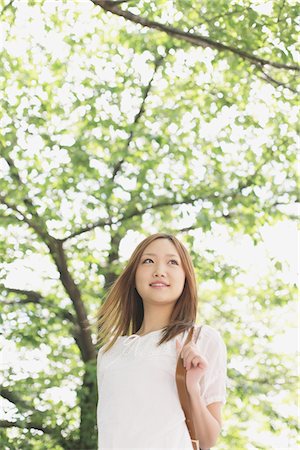 simsearch:859-03730657,k - Japanese Teenage Girl in Park Foto de stock - Con derechos protegidos, Código: 859-03730603