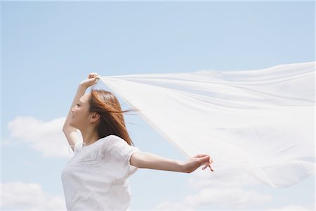 sheet - Japanese Woman Feeling Wind Stock Photo - Rights-Managed, Code: 859-03730657