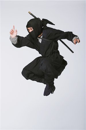 simsearch:859-03730741,k - Ninja Leaping Foto de stock - Direito Controlado, Número: 859-03730766