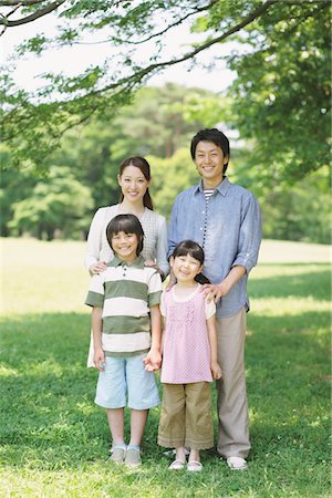 Japanese Family Portrait Stock Photo - Rights-Managed, Code: 859-03755372