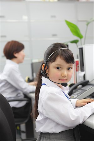 simsearch:859-03806184,k - Girl as Office Worker on Her Desk Stock Photo - Rights-Managed, Code: 859-03806194