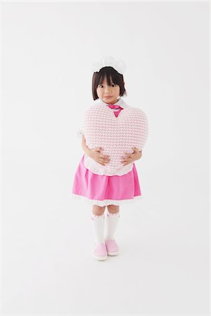 simsearch:700-01586818,k - Japanese Girl Holding Heart Stock Photo - Rights-Managed, Code: 859-03806331