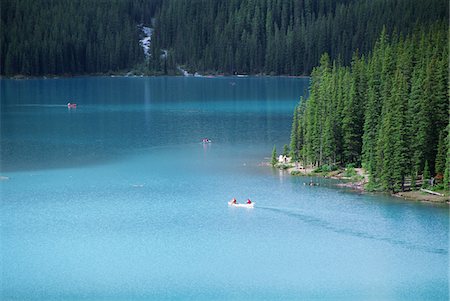 simsearch:859-03806940,k - Moraine Lake, Canada Stock Photo - Rights-Managed, Code: 859-03806438