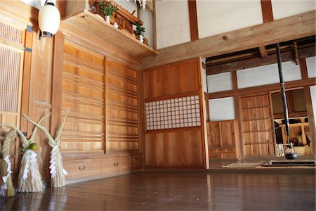 shinto - Traditional Japanese Interior Foto de stock - Direito Controlado, Número: 859-03811184