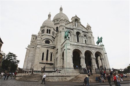 simsearch:859-03839130,k - Church of the Sacre Coeur Fotografie stock - Rights-Managed, Codice: 859-03839092