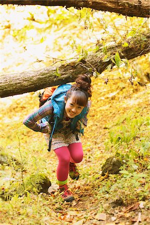 simsearch:859-03839455,k - Young Woman Under A Tree Foto de stock - Con derechos protegidos, Código: 859-03839529