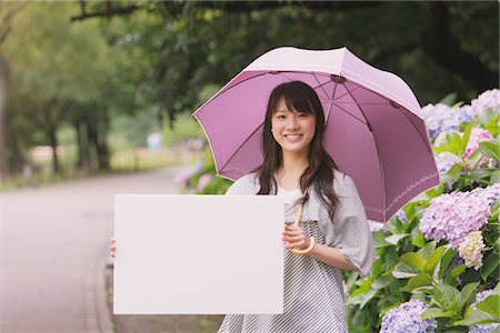 plants bulletin board - Young adult woman holding White board Stock Photo - Rights-Managed, Code: 859-03840157