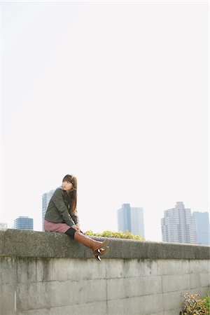 Japanese Women Sitting On Wall Stock Photo - Rights-Managed, Code: 859-03860591