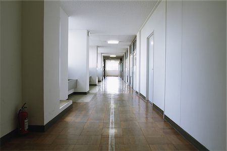 doors school - Empty Hallway Stock Photo - Rights-Managed, Code: 859-03860959