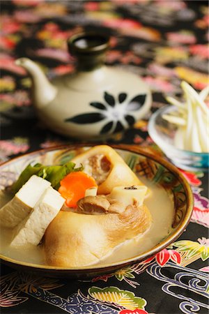 still life plate - Pig's trotters and Shima-rakkyo Stock Photo - Rights-Managed, Code: 859-03885271