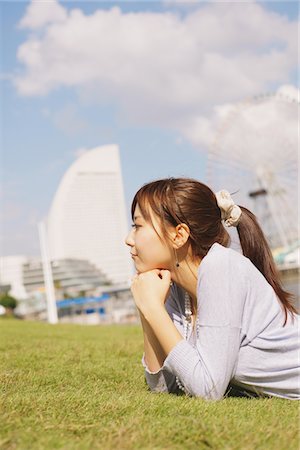 simsearch:859-03860564,k - Japanese Women Lying On Green Grass Stock Photo - Rights-Managed, Code: 859-03885394