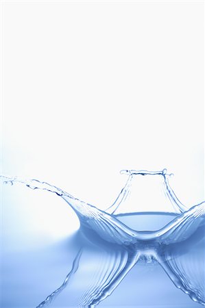 fluid background - Water Splashing Stock Photo - Rights-Managed, Code: 859-03982217