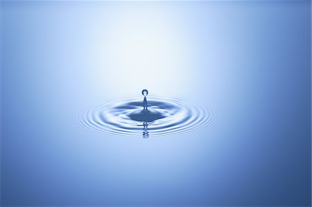 photography water ripples circles - Droplet Splashing On Water Surface Stock Photo - Rights-Managed, Code: 859-03982227