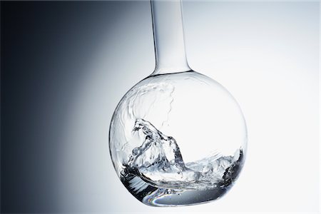 pictures beakers - Water Shaking in Scientific Flask Stock Photo - Rights-Managed, Code: 859-03982252