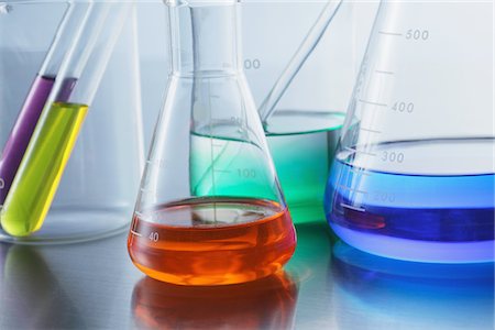 erlenmeyer flask and beaker - Colorful Liquid In Scientific Equipment Stock Photo - Rights-Managed, Code: 859-03982288
