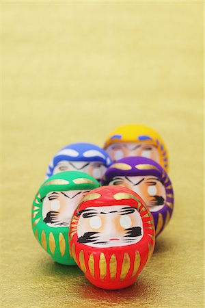 simsearch:859-03982433,k - Poupées japonaises traditionnelles de Daruma Photographie de stock - Rights-Managed, Code: 859-03982424
