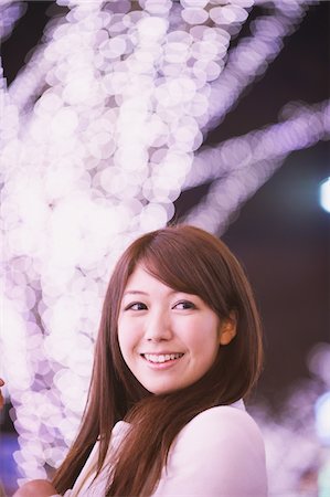 Japanese Women Smiling And Looking Away Stock Photo - Rights-Managed, Code: 859-03982536