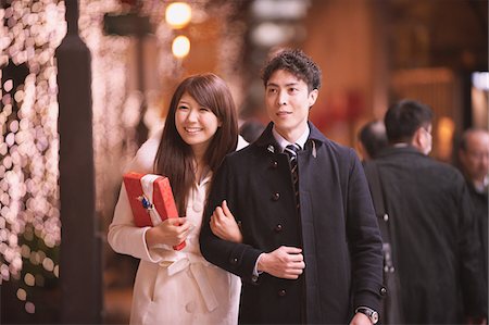 rich couple romantic - Japanese Couple Walking And Smiling Stock Photo - Rights-Managed, Code: 859-03982575