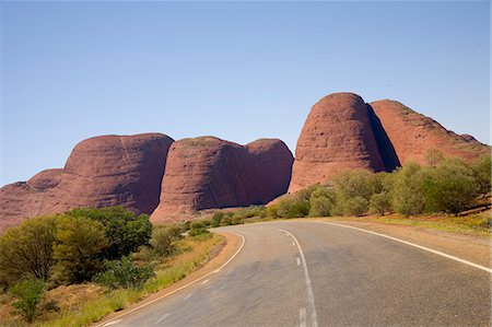 parque nacional kata tjuta - The large domed rock formations of The Olgas,Northern Territory,Australia Foto de stock - Con derechos protegidos, Código: 851-02958707