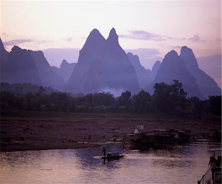 Huangshan mountains and Li xiang river,Guangxi,China Fotografie stock - Rights-Managed, Codice: 851-02959052