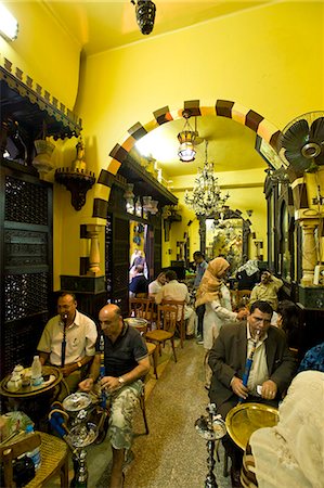 simsearch:851-02959622,k - Shisha pipes in Fishawi's coffee house,Cairo,Egypt Foto de stock - Con derechos protegidos, Código: 851-02959564