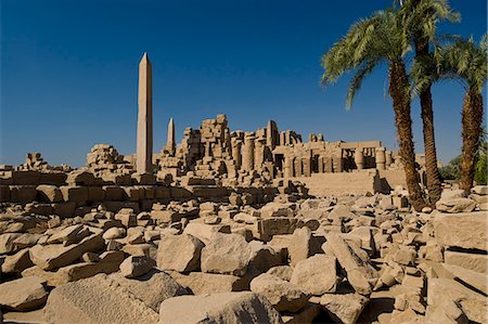 Looking across ruins of Karnak Temple,Precinct of Amun,Luxor,Egypt Foto de stock - Con derechos protegidos, Código: 851-02959602