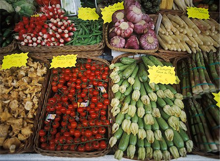 Légumes frais du marché, Cannes, France Photographie de stock - Rights-Managed, Code: 851-02959895