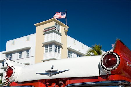 Old American car on Ocean Drive,South Beach,Miami,USA Foto de stock - Con derechos protegidos, Código: 851-02964115