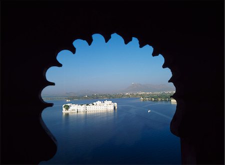 Lake Palace,Udaipur,Rajasthan,India. Stock Photo - Rights-Managed, Code: 851-02960518