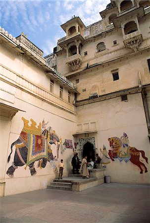 simsearch:851-02960522,k - Courtyard,Udaipur,Rajasthan,India. Foto de stock - Con derechos protegidos, Código: 851-02960521