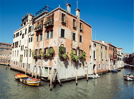 simsearch:851-02959692,k - Back Canal in Venice,Italy Foto de stock - Con derechos protegidos, Código: 851-02960897
