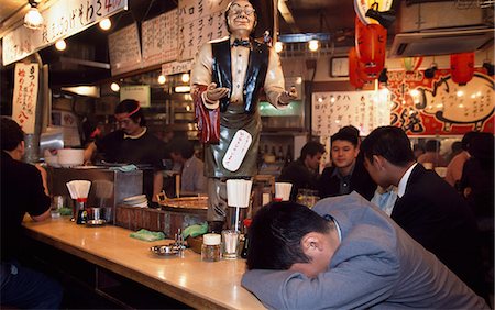 simsearch:851-02961173,k - Drunk businessman at bar,Tokyo,Japan Stock Photo - Rights-Managed, Code: 851-02961189