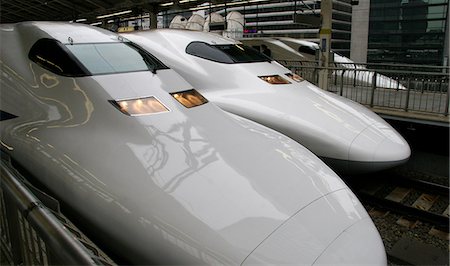 Shinkansen (Bullet Train),Tokyo Station,Japan Fotografie stock - Rights-Managed, Codice: 851-02961219