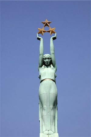 freedom monument - Statue de « La liberté », Monument de la liberté, Brivibas Bulvaris street, Riga, Lettonie Photographie de stock - Rights-Managed, Code: 851-02961378