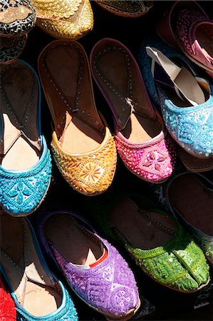 simsearch:851-02963674,k - Jewelled slippers for sale,Brick Lane,East London,England,UK Stock Photo - Rights-Managed, Code: 851-02961580