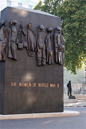 Mémorial à la femme de la deuxième guerre mondiale, Whitehall, Westminster, Londres, Angleterre, Royaume-Uni Photographie de stock - Rights-Managed, Code: 851-02961602