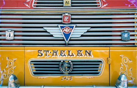 Front view of St. Helen bus,Valletta,Malta Stock Photo - Rights-Managed, Code: 851-02961938