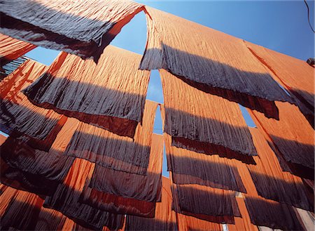 dyers souk - Fleshly dyed cloth hanging up in souks of Marrakesh,Morocco Stock Photo - Rights-Managed, Code: 851-02962131