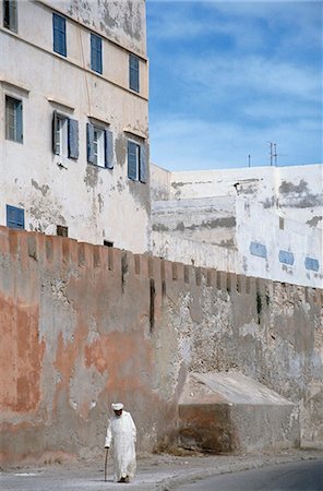 simsearch:851-02962298,k - Old local man walking down the street,Tangiers,Morocco Stock Photo - Rights-Managed, Code: 851-02962303